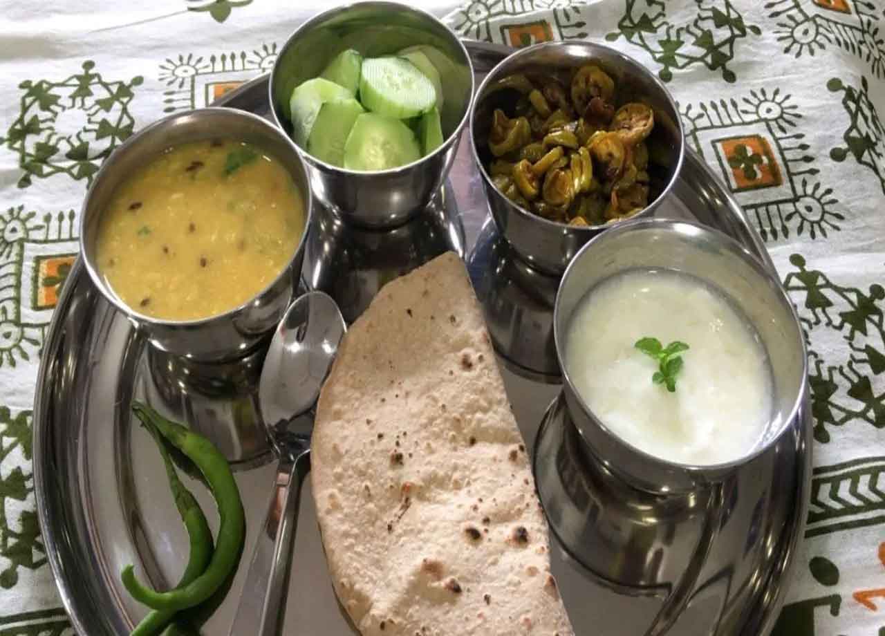 लाइफस्टाइल की गलतियां कमजोर कर रही हड्डियां, देर रात खाना और नाश्ता छोड़ना मुख्य कारण